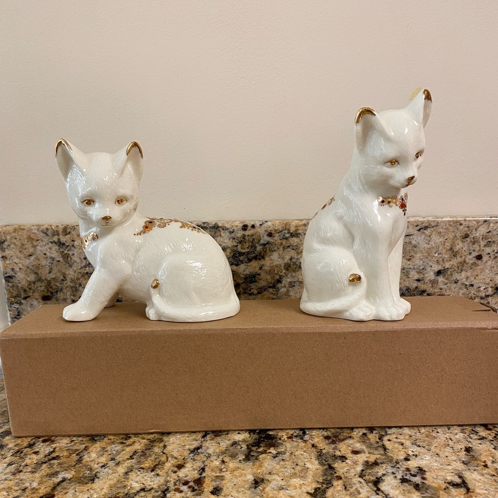 Baum Brothers White Ceramic Cat Figurines with Gold Accents - Decorative Set